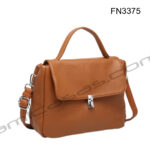 Borsa in finta pelle